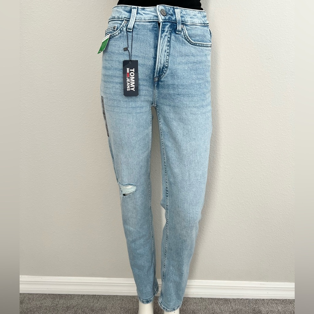 NWT Tommy Hilfiger High Rise Straight Jeans Size 24/00